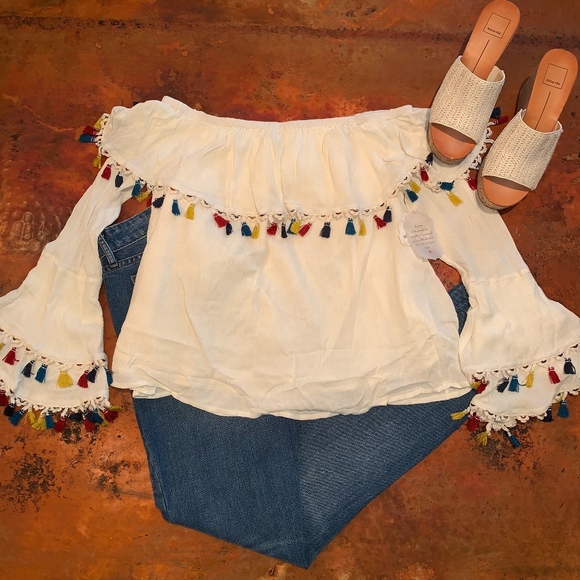 *Host Pick* NWT - Altar'd State Tassel Top - Picture 2 of 6